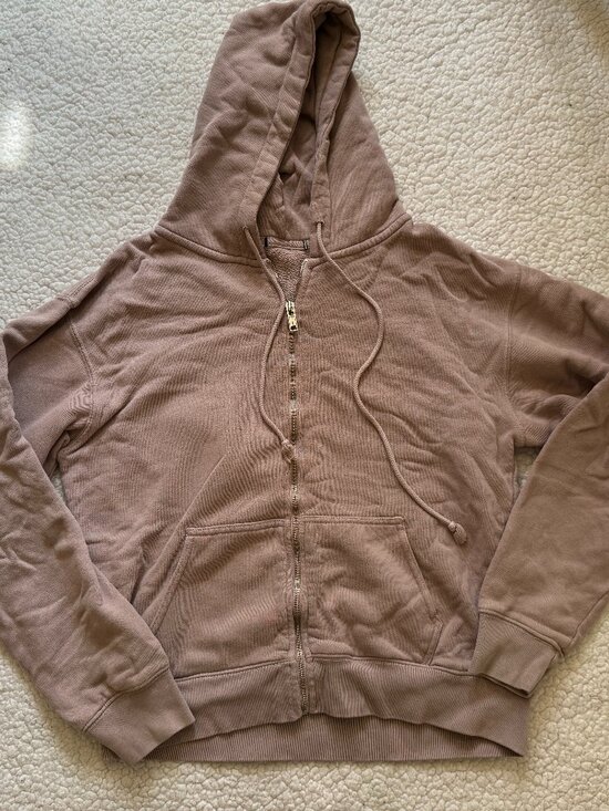 brandy melville christy full length jacket - Picture 6 of 6